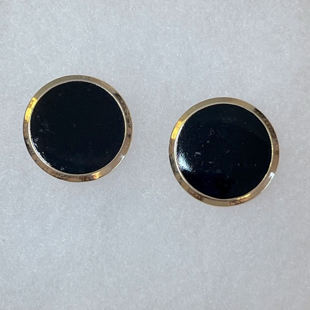 Handcrafted Minimalist Style Circular Gold Tone and Black Disc Pierced Earrings
